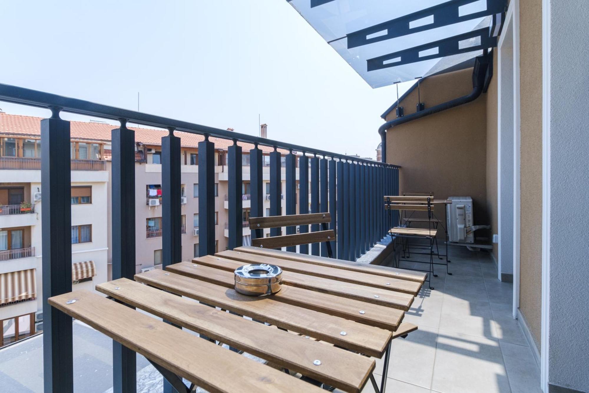 Ldv 13 Apartments Free Private Parking 플로브디프 외부 사진