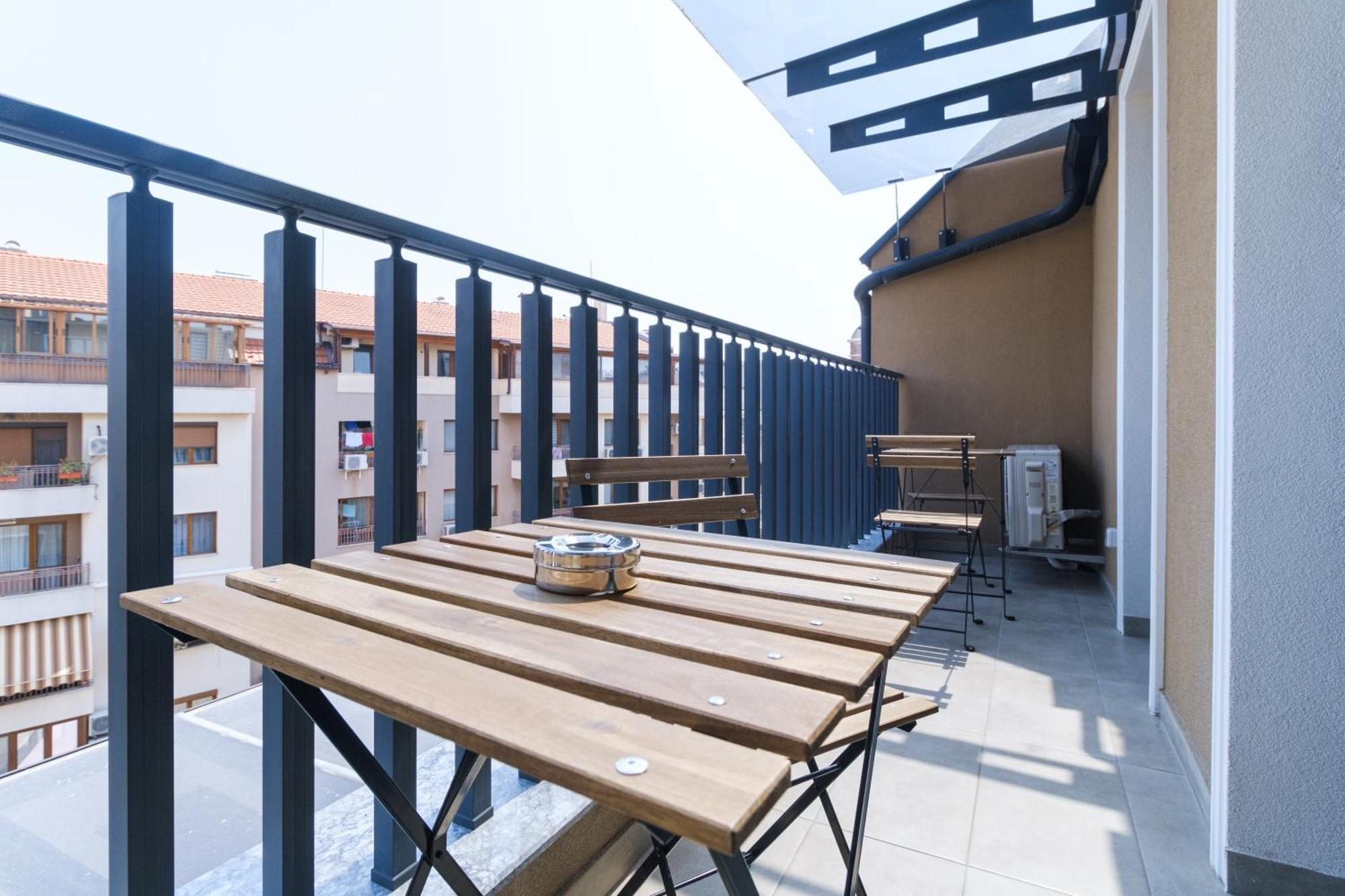 Ldv 13 Apartments Free Private Parking 플로브디프 외부 사진